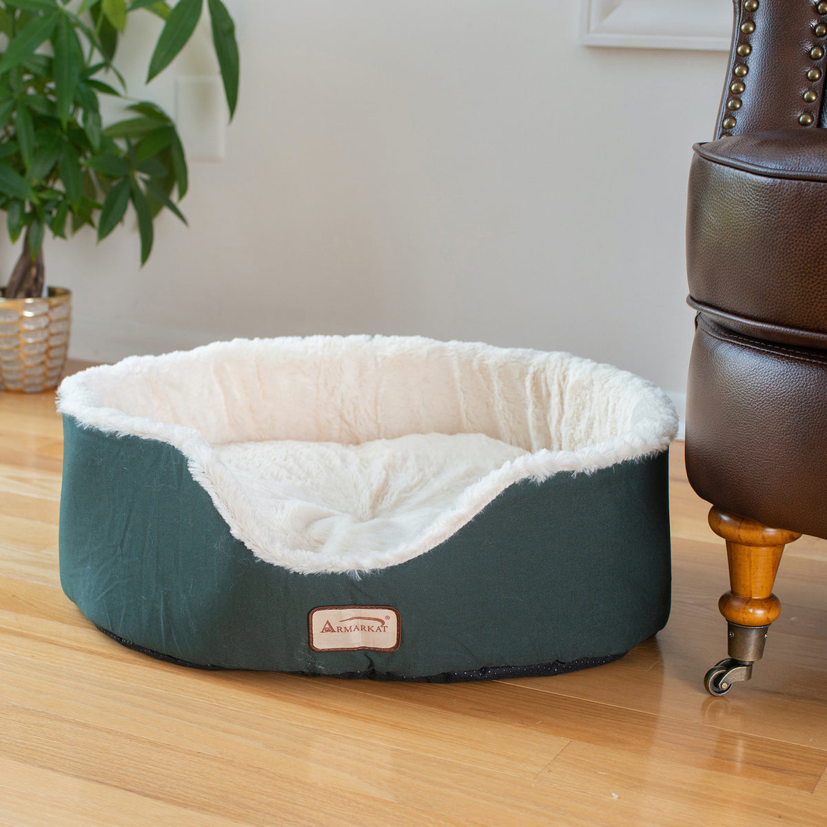 Armarkat Round Pet Cat Bed, Laurel Green — product image 5