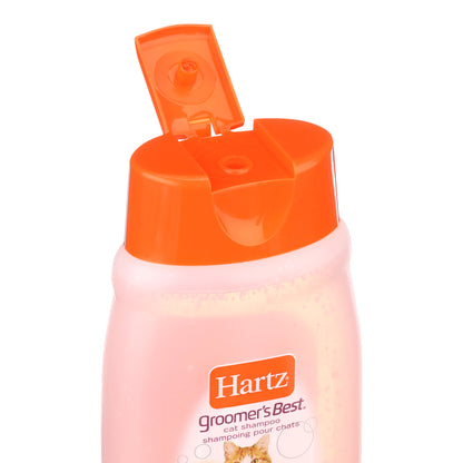 Hartz Groomer's Best Extra Gentle Hairball Control Fresh Scent Cat Shampoo, 15 fl oz. — product image 3