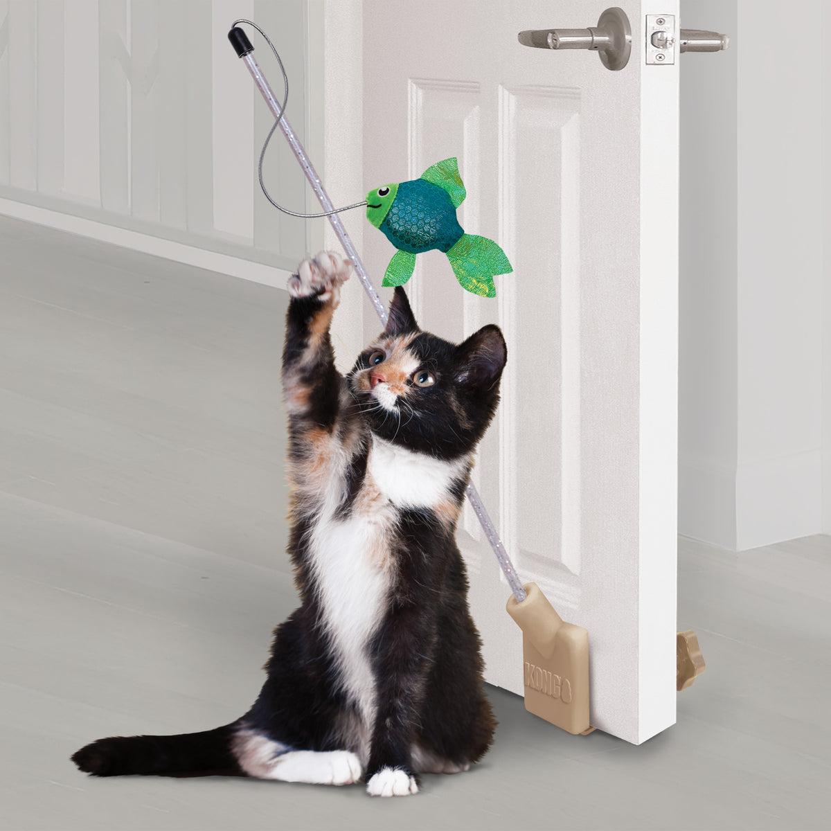 KONG® Connects™ Angler Door Teaser Cat Toy — product image 2