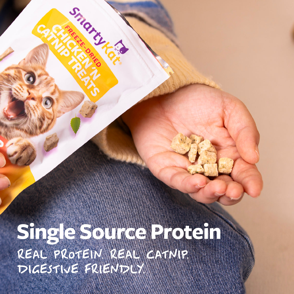 SmartyKat Freeze Dried Real Chicken & Catnip Crunchy Cube Treats for Cats, 0.5 oz Bag — product image 7
